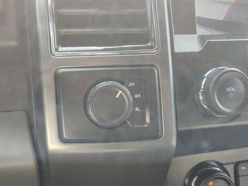 Used 2019 Ford F150 XLT AWD/4WD image 16