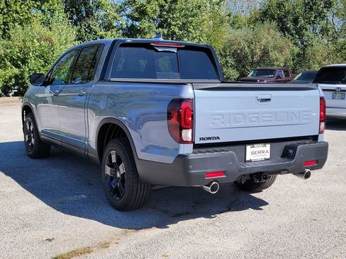 New 2026 Honda Ridgeline Black Edition image 4