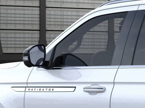 New 2026 Lincoln Navigator L Reserve image 21