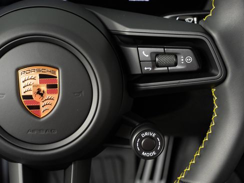 Certified 2026 Porsche 911 GT3 RWD image 11
