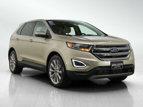 Used 2017 Ford Edge Titanium w/ Equipment Group 301A AWD/4WD image 7