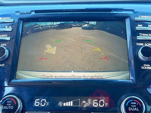 Used 2020 Nissan Murano SV image 31