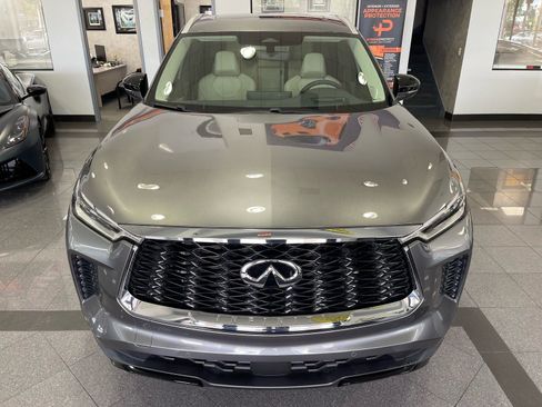 Used 2024 INFINITI QX60 Luxe w/ Vision Package FWD image 9