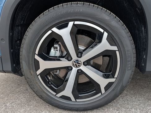 New 2026 Volkswagen Tiguan SE AWD/4WD image 5