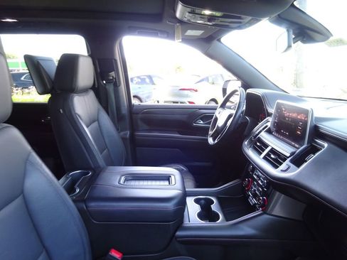 Used 2021 Chevrolet Tahoe RST w/ Luxury Package AWD/4WD image 16