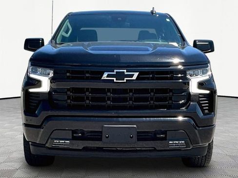 Used 2023 Chevrolet Silverado 1500 RST AWD/4WD image 2