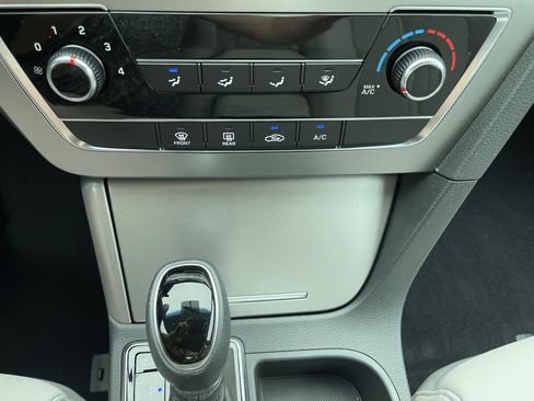 Used 2017 Hyundai Sonata SE FWD image 18