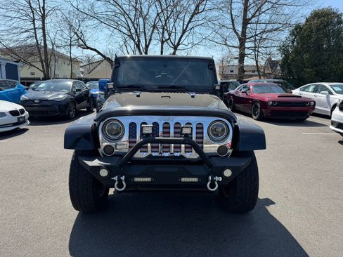 Used 2012 Jeep Wrangler Sahara w/ Mopar Chrome Edition Group image 8