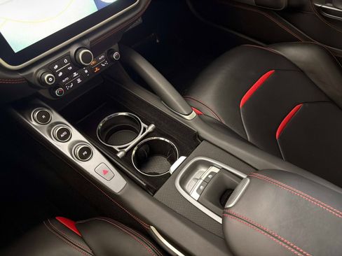 Used 2018 Ferrari GTC4Lusso T image 39