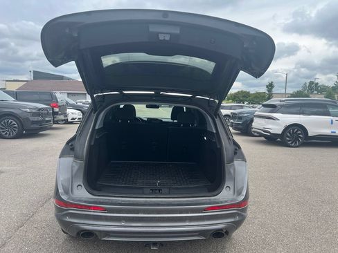 Used 2021 Lincoln Corsair Reserve w/ Equipment Group 201A AWD/4WD image 9