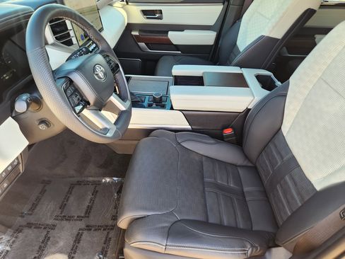 Used 2024 Toyota Sequoia Capstone image 16