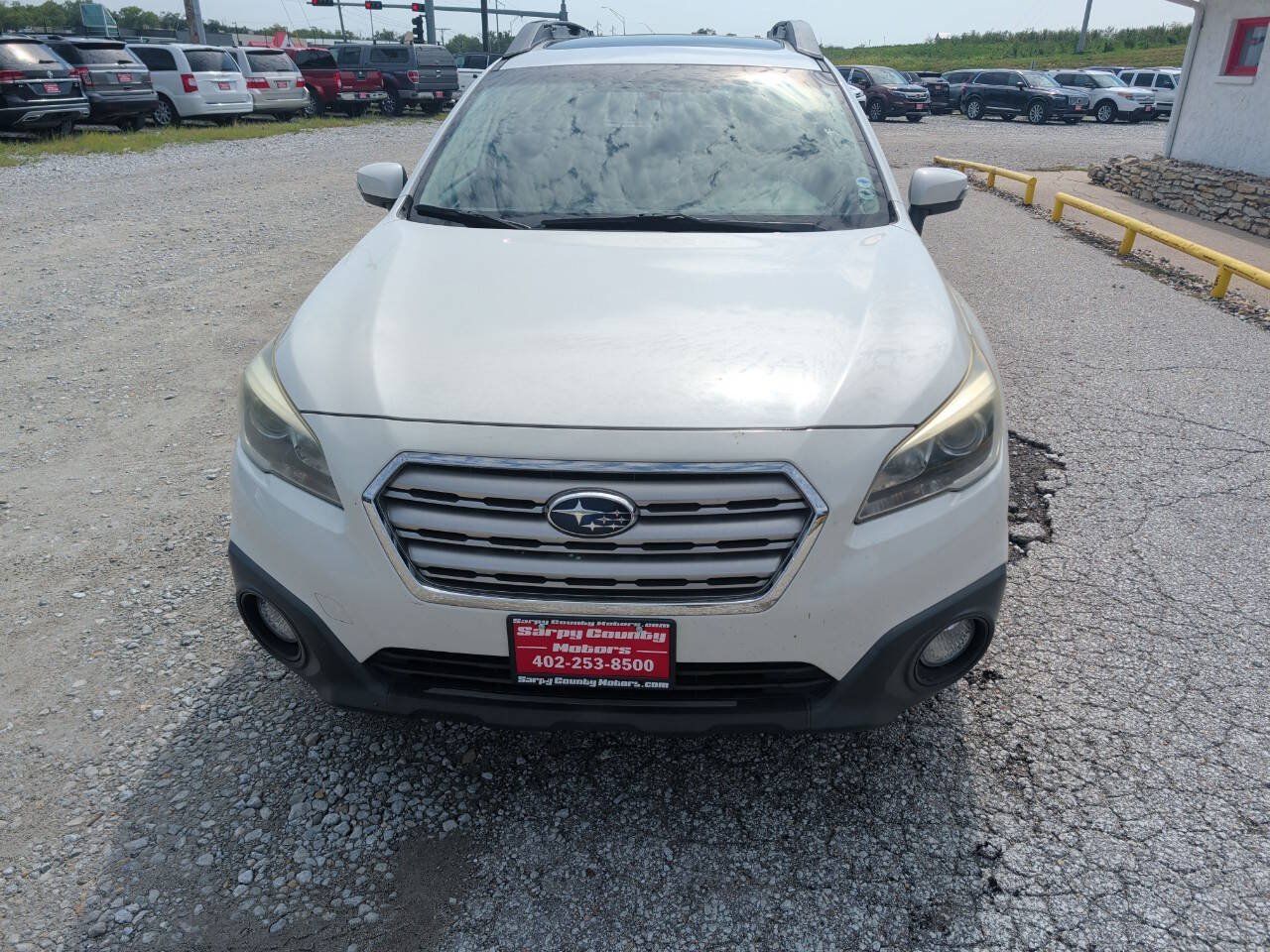 Used 2015 Subaru Outback 2.5i Limited AWD/4WD image 8