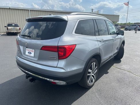 Used 2017 Honda Pilot Touring image 7