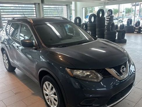 Used 2016 Nissan Rogue S w/ Appearance Package FWD image 7