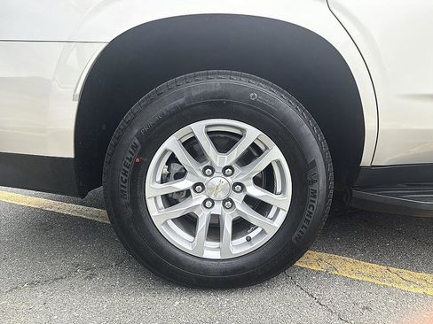 Used 2021 Chevrolet Tahoe LT RWD image 10