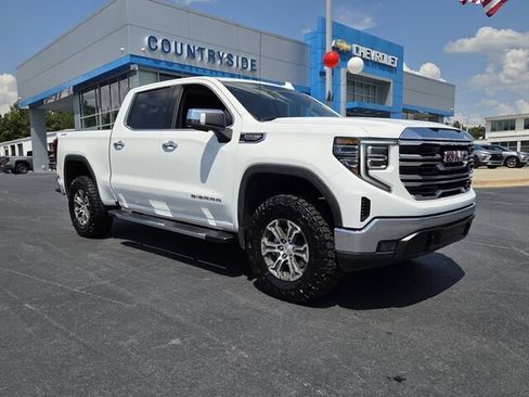Used 2026 GMC Sierra 1500 SLT AWD/4WD image 2