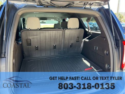 Used 2022 GMC Yukon XL SLE w/ Max Trailering Package image 22