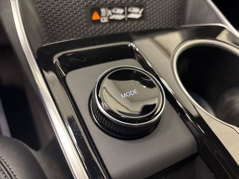 New 2026 Chevrolet Equinox LT w/ Convenience Package II image 25