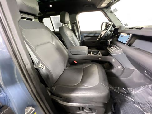 Used 2023 Land Rover Defender 110 X-Dynamic SE image 30