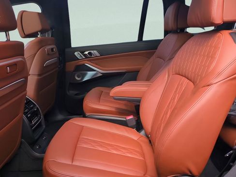 New 2026 BMW X7 xDrive40i w/ Executive Package image 13