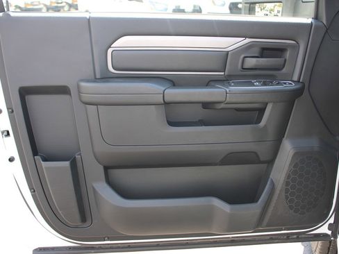 Used 2024 RAM 2500 Tradesman image 14