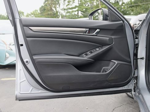 Used 2022 Honda Accord Sport image 29