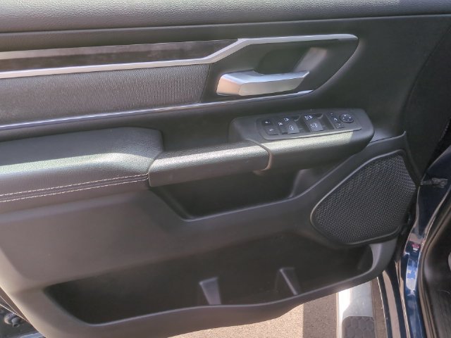 Used 2023 RAM 1500 Big Horn AWD/4WD image 23