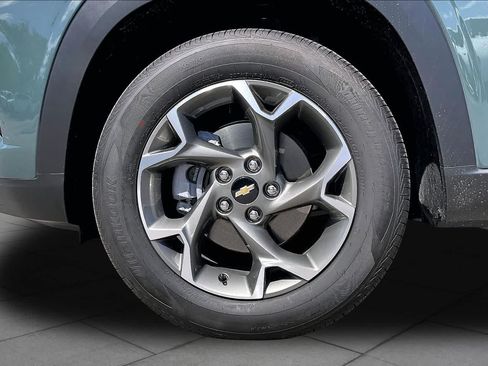 Certified 2026 Chevrolet Trax LT w/ LT Convenience Package FWD image 10