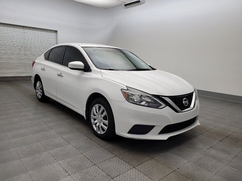 Used 2019 Nissan Sentra S image 13