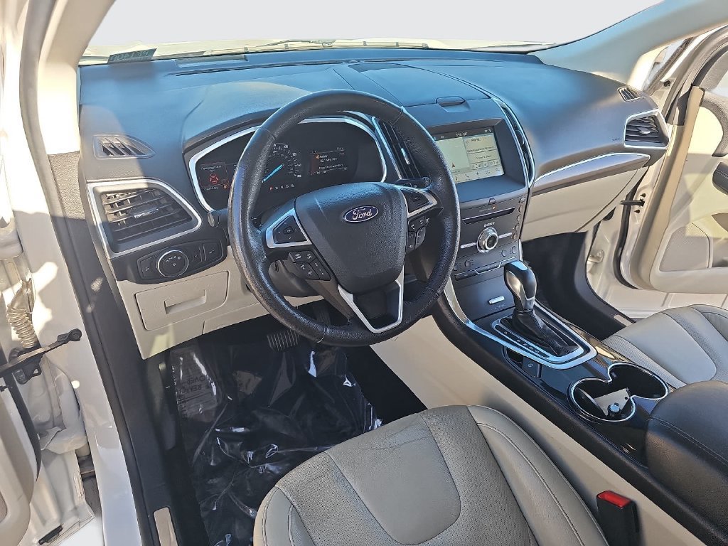 Used 2017 Ford Edge Titanium AWD/4WD image 17