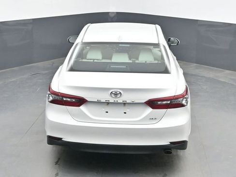 Used 2022 Toyota Camry XLE FWD image 35