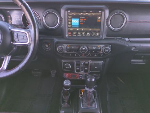 Used 2020 Jeep Gladiator Rubicon image 24