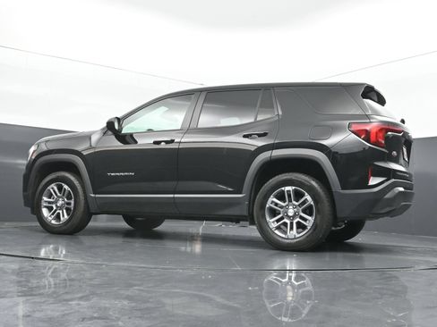 Used 2025 GMC Terrain Elevation AWD/4WD image 38