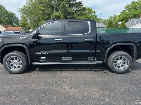 Used 2021 GMC Sierra 1500 Denali AWD/4WD image 8