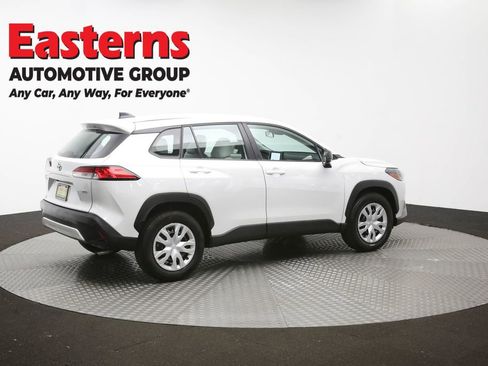 Used 2024 Toyota Corolla Cross L AWD/4WD image 41