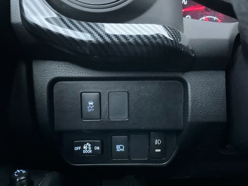 Used 2021 Toyota Tacoma SR image 23