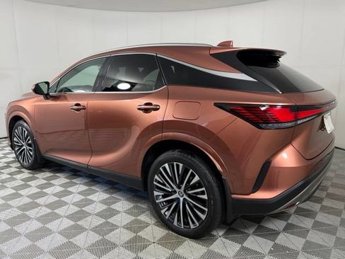 Used 2024 Lexus RX 350 Premium Plus w/ Convenience Package FWD image 4