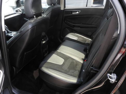 Used 2016 Ford Edge Sport w/ Equipment Group 401A AWD/4WD image 9