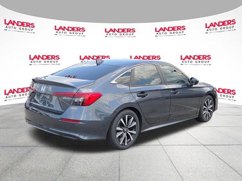 Used 2024 Honda Civic EX image 3