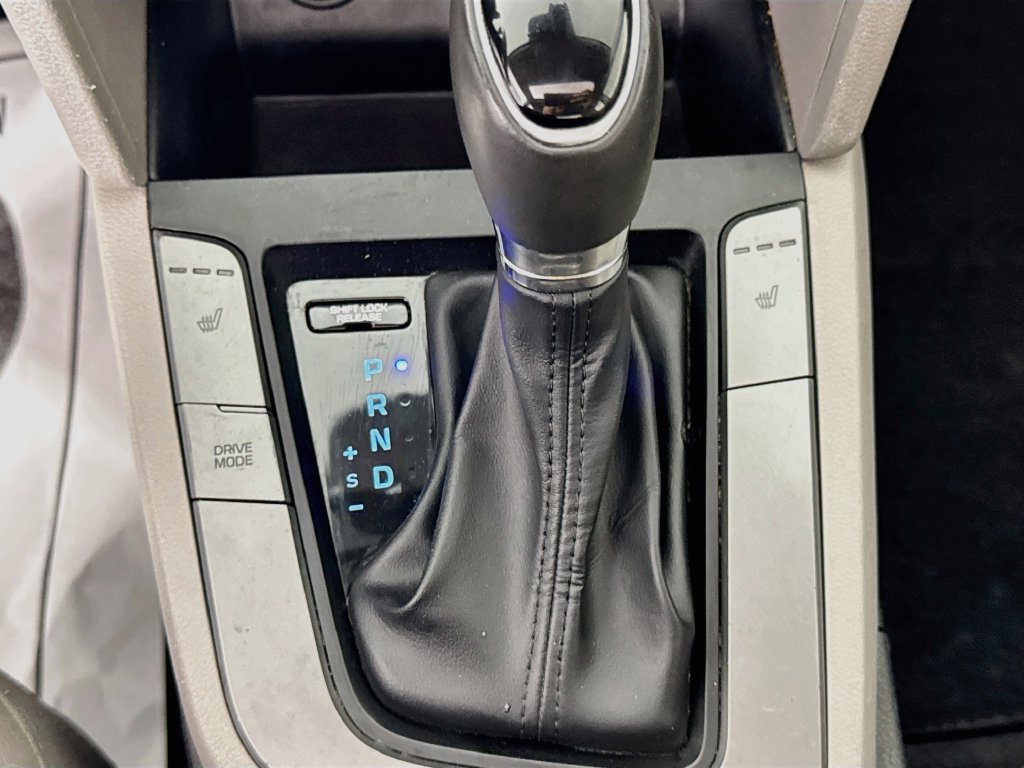 Used 2019 Hyundai Elantra Value Edition FWD image 20
