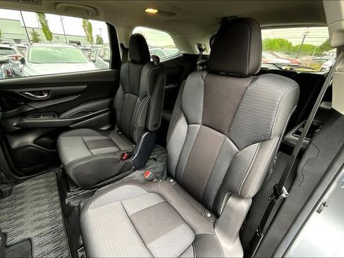 Used 2024 Subaru Ascent Premium w/ Convenience Package image 24
