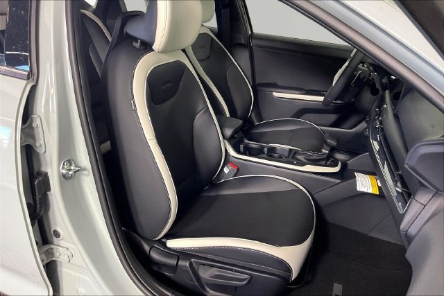 New 2027 Kia K4 GT-Line Turbo FWD image 12