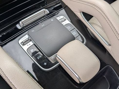 Used 2020 Mercedes-Benz GLE 350 4MATIC image 28