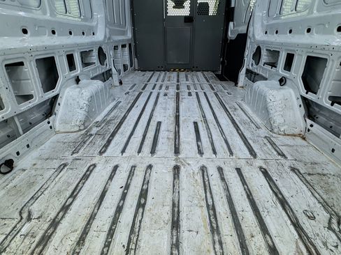 Used 2019 Ford Transit 350 148 High Roof Extended image 29