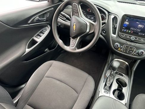 Used 2023 Chevrolet Malibu LT image 20