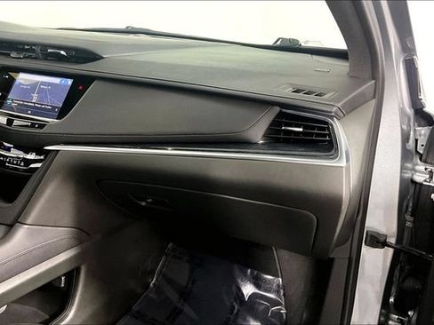 Used 2025 Cadillac XT5 Premium Luxury FWD image 16
