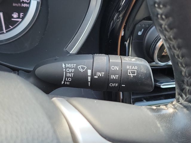 Used 2022 Toyota Highlander XLE AWD/4WD image 15