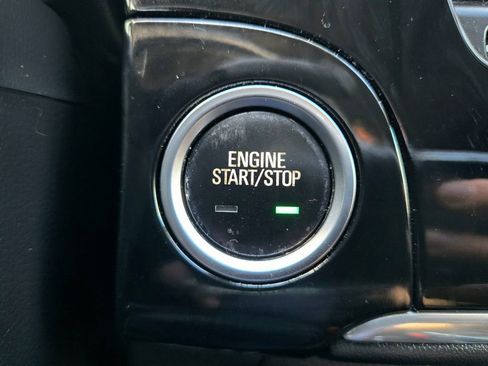 Used 2019 Buick Encore Sport Touring image 31