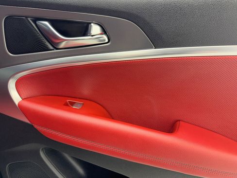 Used 2025 Genesis G70 2.5T w/ Sport Prestige Package image 48