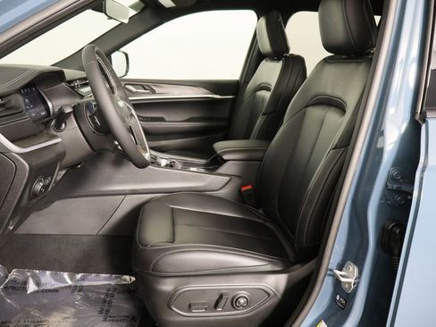 New 2026 Jeep Grand Cherokee Limited image 15